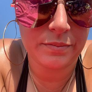 Meet your Posher, Arielle